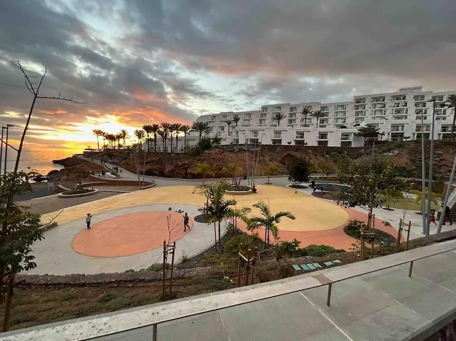 Home2Rest - Ocean View, 3 Pools, 2 Bedrooms, 2 Bathrooms Costa Adeje  0*, Costa Adeje (Tenerife) Spanje